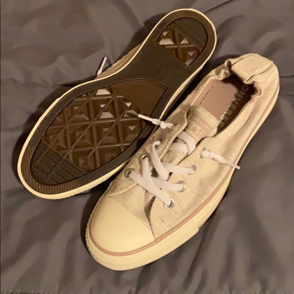 NWOT Converse slip-ons size 9